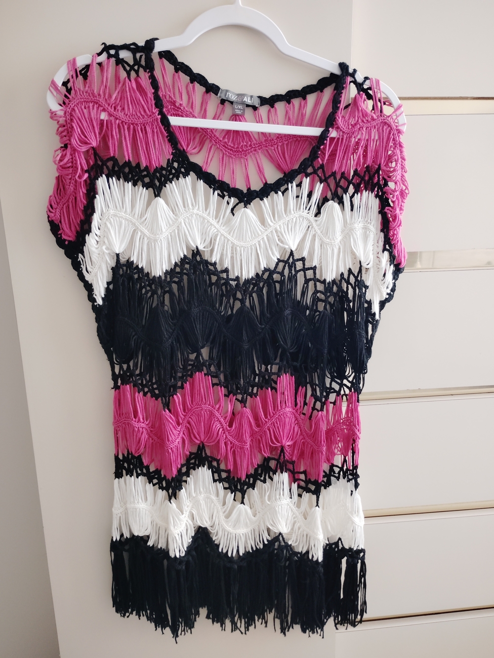 Roz & Ali Hot Pink and Black Crochet Fringe Tank